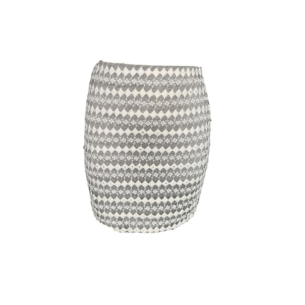 DO + BE Nordstrom Gray White Crochet Skirt Boho Small Festival